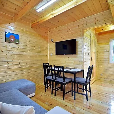 Biala Perla Gaski Hotel *